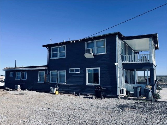 2761 W Avenue F, Lancaster, CA 93536