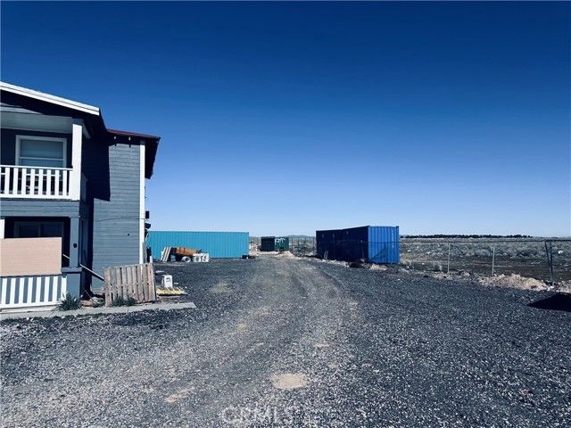 2761 W Avenue F, Lancaster, CA 93536