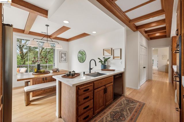 1325 Drury Rd, Berkeley, CA 94705