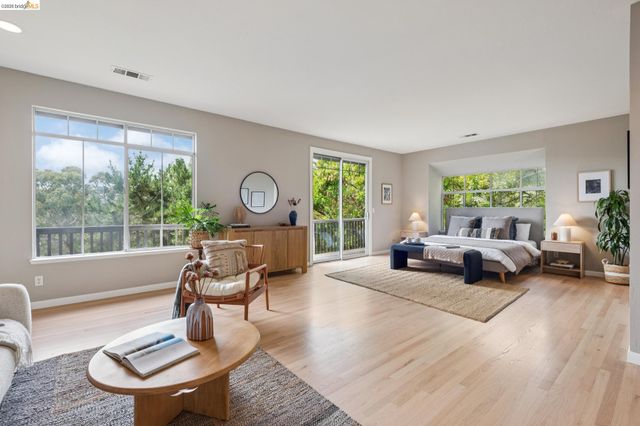 1325 Drury Rd, Berkeley, CA 94705