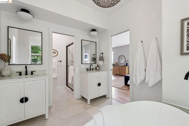 1325 Drury Rd, Berkeley, CA 94705
