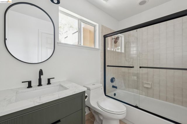 1325 Drury Rd, Berkeley, CA 94705