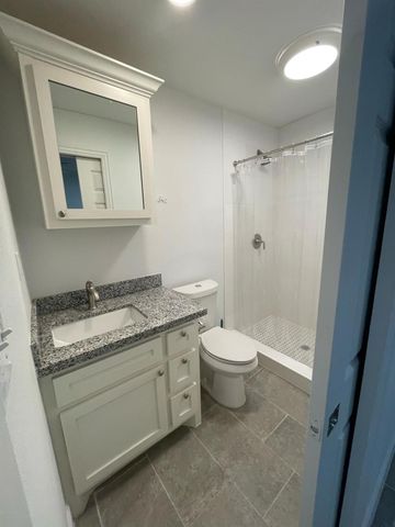 7410 Ilex Street C, Houston, TX 77012