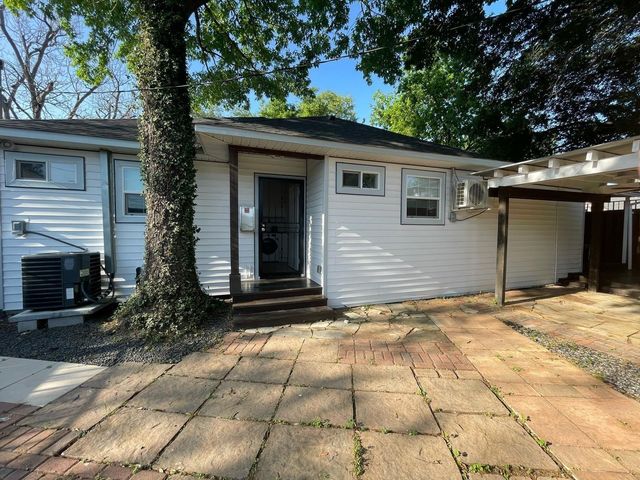 7410 Ilex Street C, Houston, TX 77012