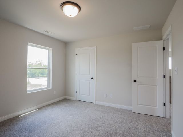 7482 E 116th Avenue, Crown Point, IN 46307