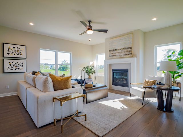 7482 E 116th Avenue, Crown Point, IN 46307