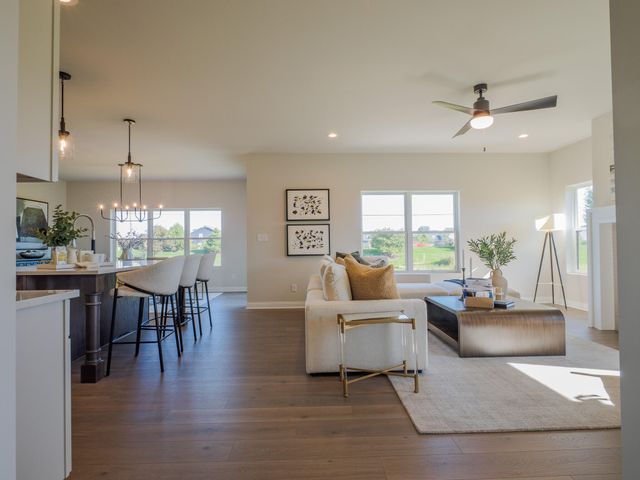 7482 E 116th Avenue, Crown Point, IN 46307