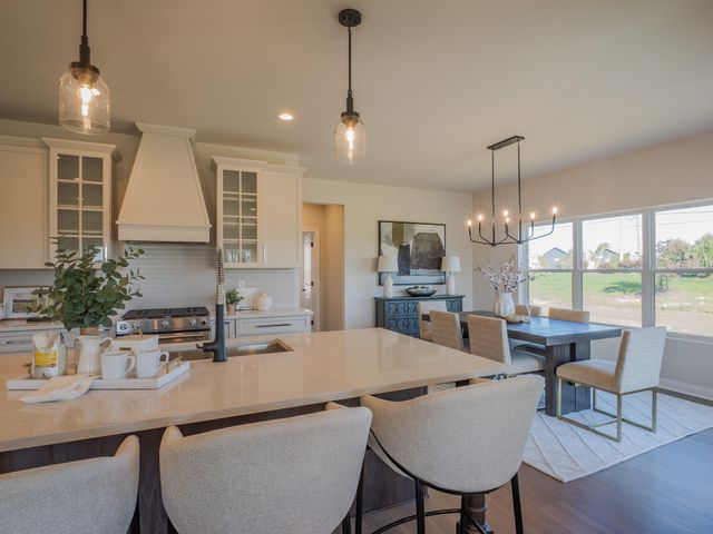 7482 E 116th Avenue, Crown Point, IN 46307