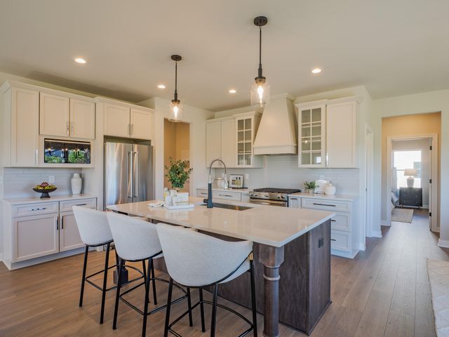 7482 E 116th Avenue, Crown Point, IN 46307