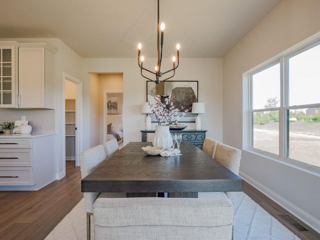 7482 E 116th Avenue, Crown Point, IN 46307