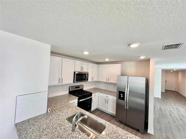 36100 SUNFLOWER HILL DRIVE, Zephyrhills, FL 33541