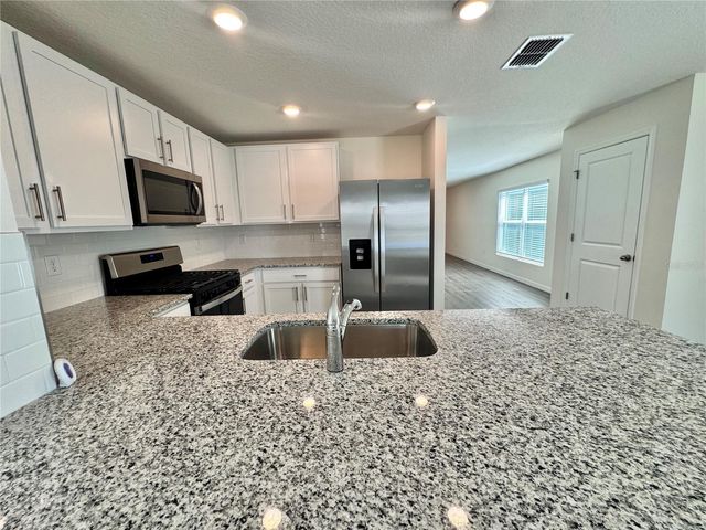 36100 SUNFLOWER HILL DRIVE, Zephyrhills, FL 33541