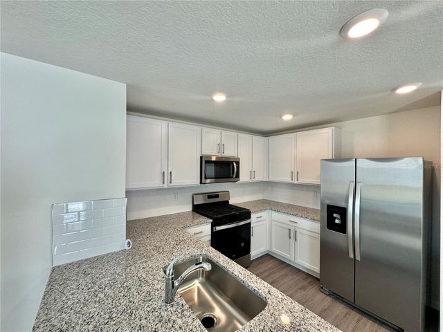 36100 SUNFLOWER HILL DRIVE, Zephyrhills, FL 33541