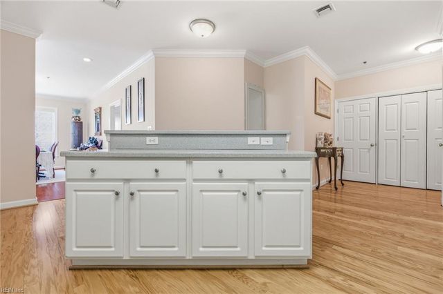 400 Rudee Point Rd Apt 307, Virginia Beach, VA 23451