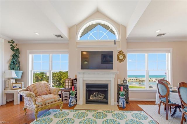 400 Rudee Point Rd Apt 307, Virginia Beach, VA 23451