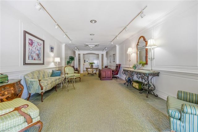 400 Rudee Point Rd Apt 307, Virginia Beach, VA 23451