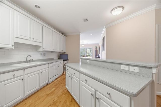 400 Rudee Point Rd Apt 307, Virginia Beach, VA 23451