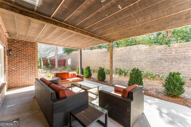 2731 Tarpley Place NW, Kennesaw, GA 30152