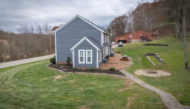 1310 Oxbow Road, Belpre, OH 45714