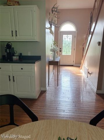 1310 Oxbow Road, Belpre, OH 45714