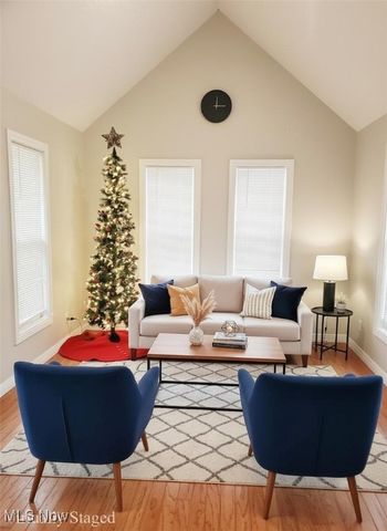 1310 Oxbow Road, Belpre, OH 45714