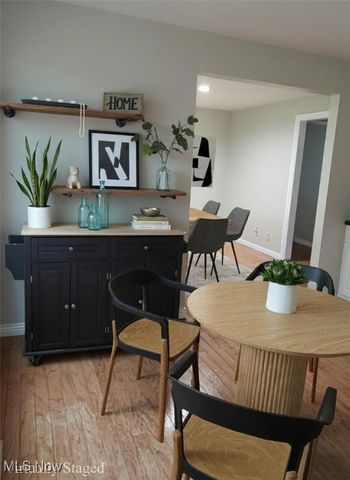 1310 Oxbow Road, Belpre, OH 45714