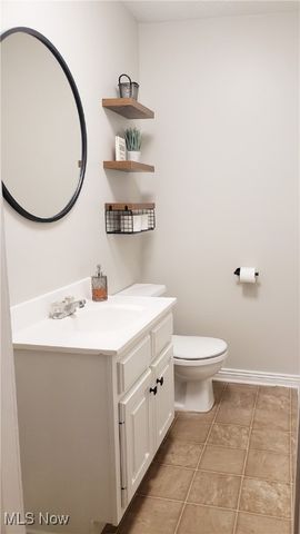 1310 Oxbow Road, Belpre, OH 45714