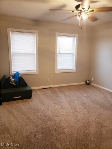 1310 Oxbow Road, Belpre, OH 45714