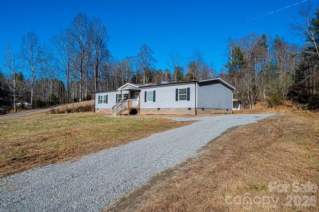 1070 Cottrell Hill Road, Lenoir, NC 28645