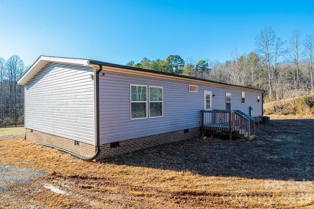 1070 Cottrell Hill Road, Lenoir, NC 28645