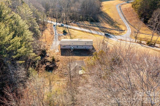 1070 Cottrell Hill Road, Lenoir, NC 28645