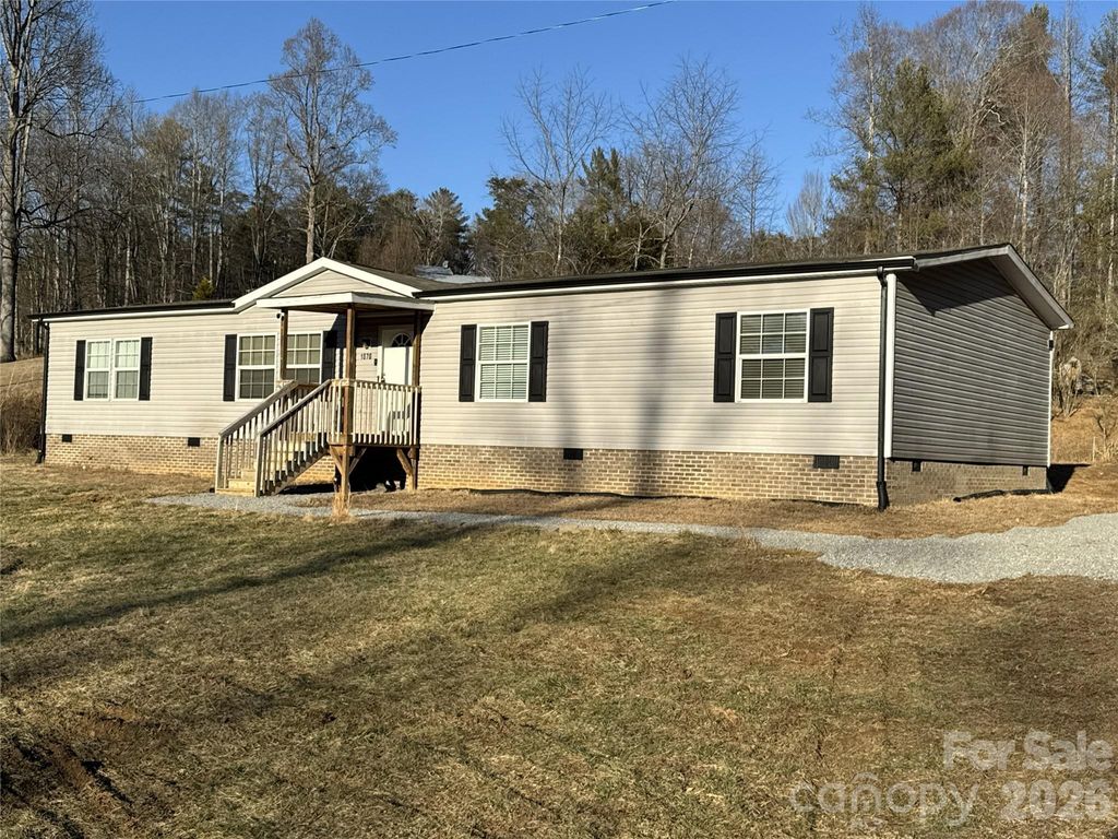 1070 Cottrell Hill Road, Lenoir, NC 28645