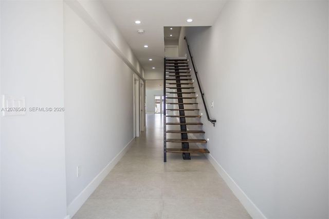 619 NE 14th Avenue, Fort Lauderdale, FL 33304