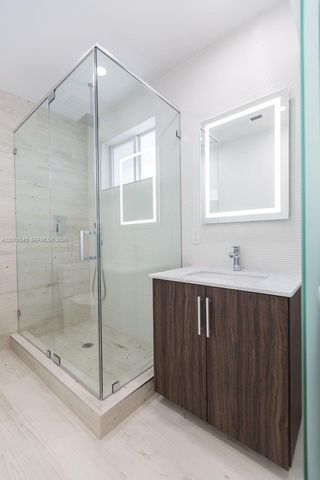 619 NE 14th Avenue, Fort Lauderdale, FL 33304