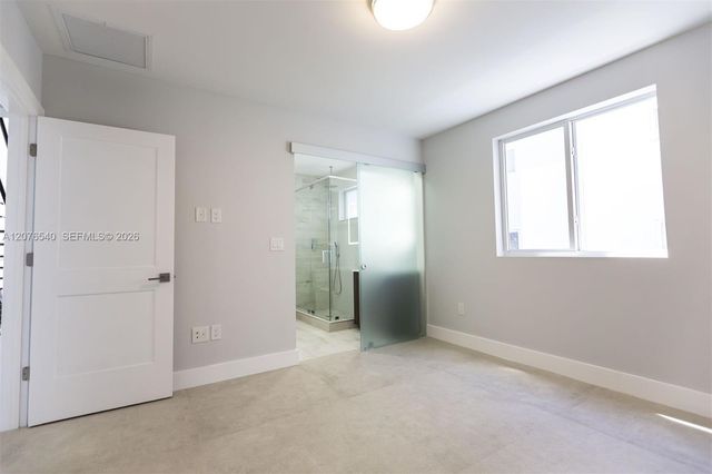 619 NE 14th Avenue, Fort Lauderdale, FL 33304