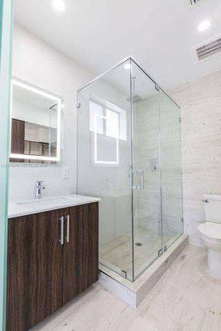 619 NE 14th Avenue, Fort Lauderdale, FL 33304