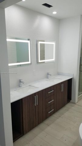 619 NE 14th Avenue, Fort Lauderdale, FL 33304