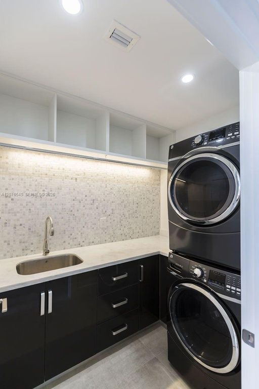 619 NE 14th Avenue, Fort Lauderdale, FL 33304