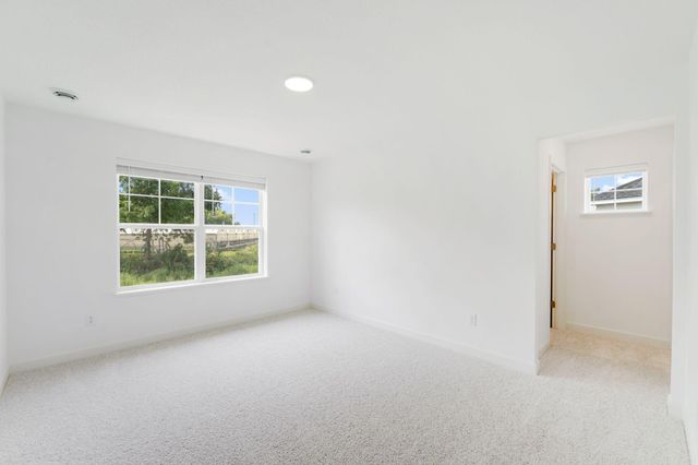 11124 203rd Street W, Lakeville, MN 55044