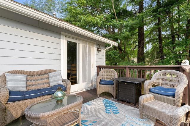 20 Robinhood Lane, Billerica, MA 01821