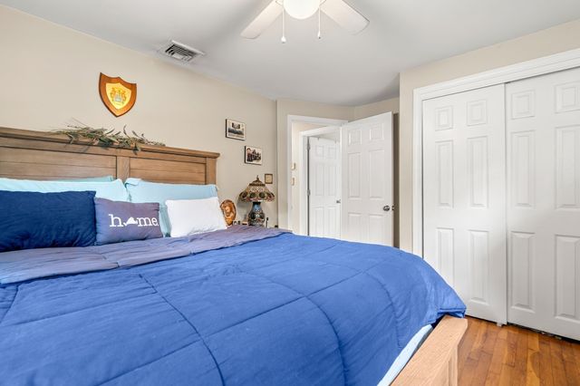 20 Robinhood Lane, Billerica, MA 01821