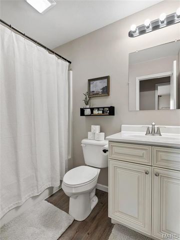 555 Mulligan Court, St Clair, MO 63077