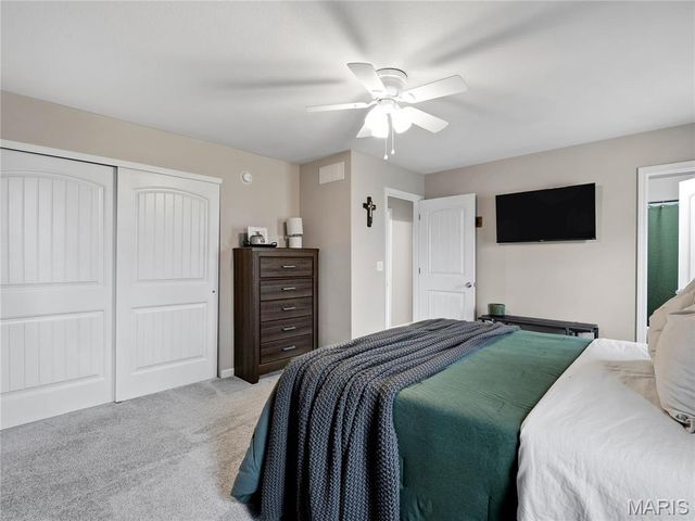 555 Mulligan Court, St Clair, MO 63077