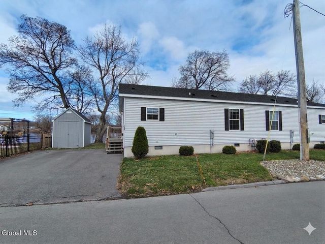 589 1st Avenue, Troy, NY 12182