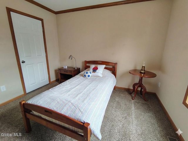 589 1st Avenue, Troy, NY 12182