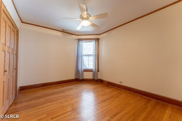 5325 W MONTROSE Avenue 2, Chicago, IL 60641