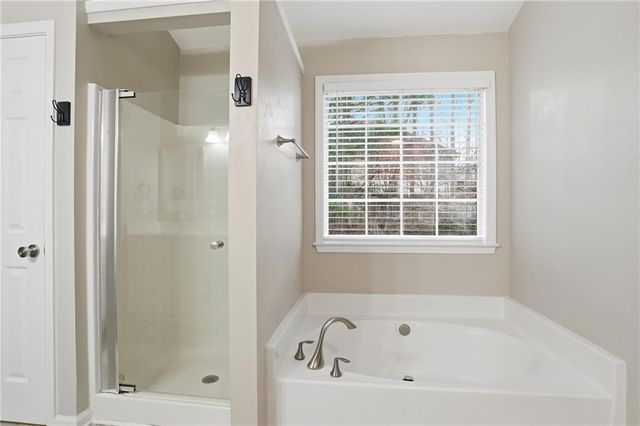 2250 Winthrope Way Drive, Alpharetta, GA 30009