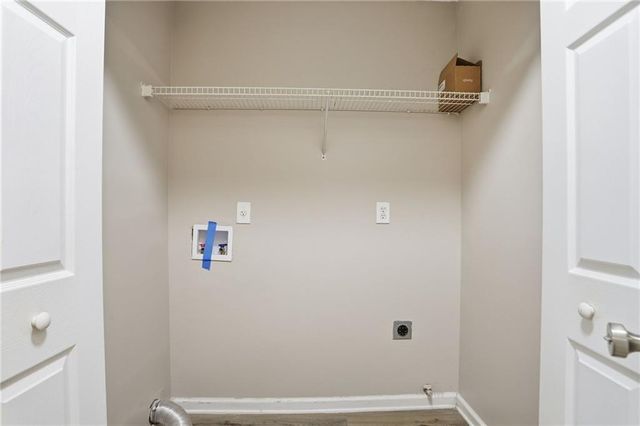 2250 Winthrope Way Drive, Alpharetta, GA 30009