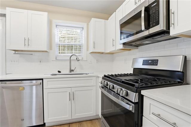 2250 Winthrope Way Drive, Alpharetta, GA 30009