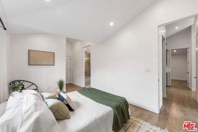 408 N La Fayette Park Place, Los Angeles, CA 90026